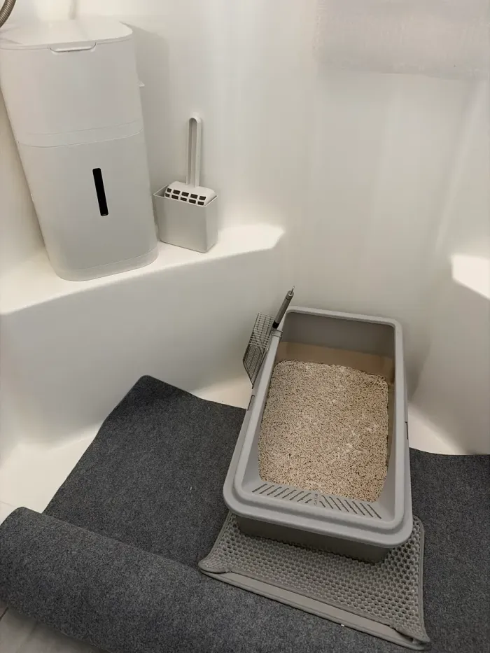 Kattenbak met RITCO bij een klant — Minder grit door het huis